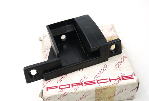 Porsche 924 944 - 924,